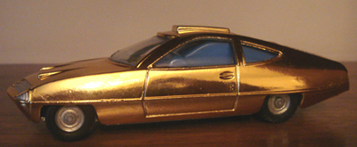 Dinky Toys: No 352 UFO - SHADO Ed Strakers Car